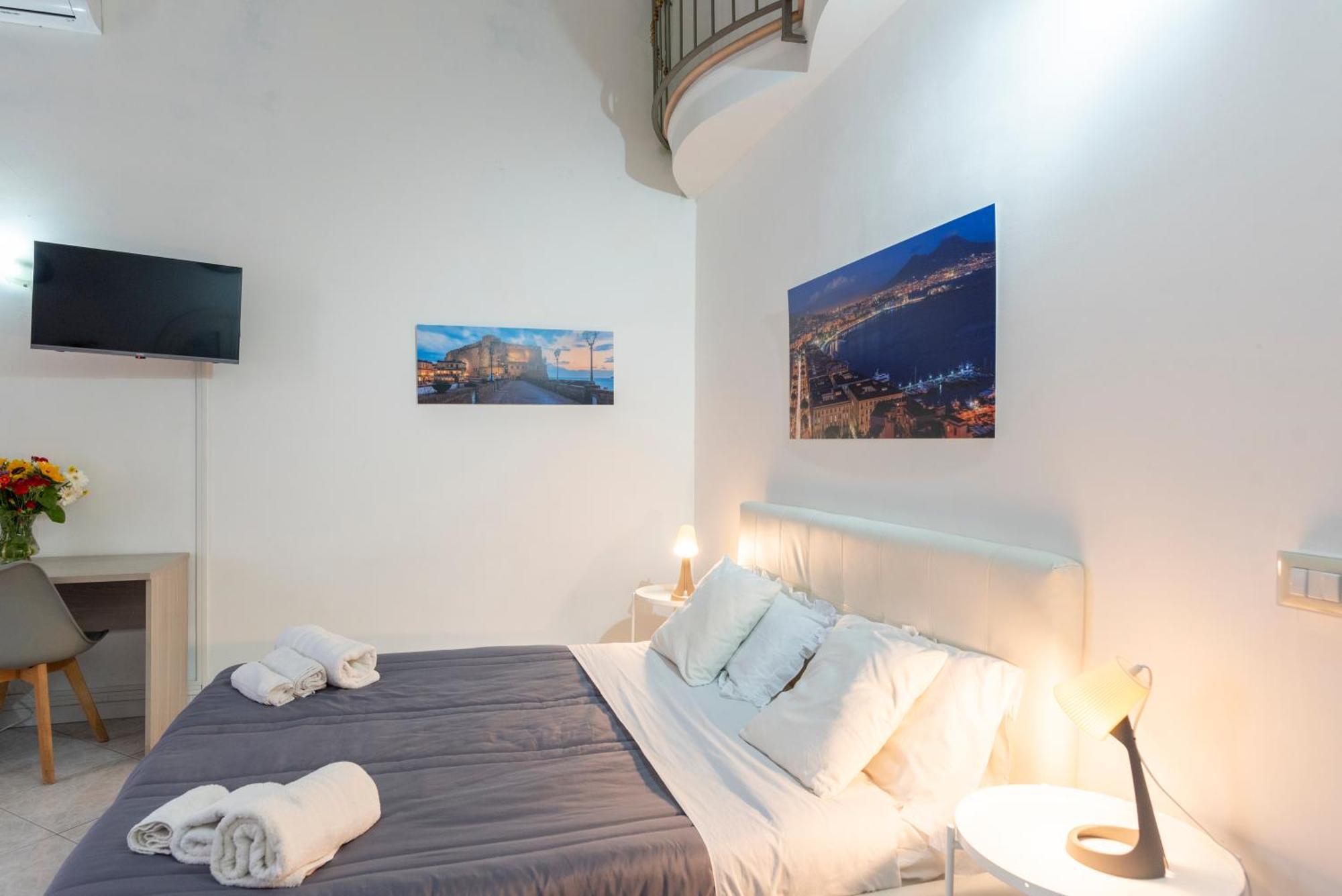 Napoli Centro, Dm Suites Exteriér fotografie